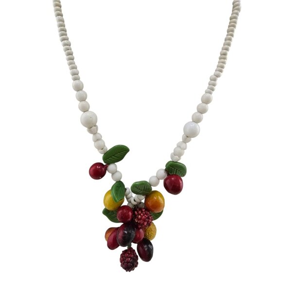 Amazing Vintage Milk Glass And Wooden Fruit Necklace (A8754) - Picture 1 of 6